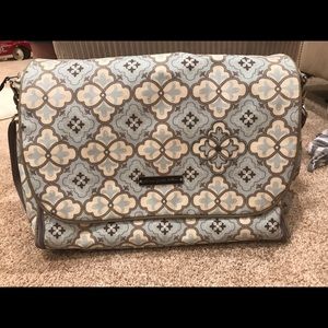 Petunia pickle bottom abundance boxy diaper bag